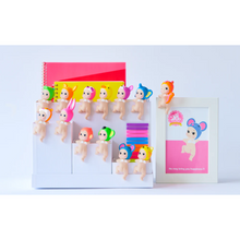 Load image into Gallery viewer, Sonny Angel: Hippers Looking Back Series (20th Anniversary) - 1 Blind Box