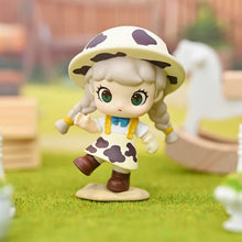 Load image into Gallery viewer, MJ Studio: Momo's Holiday Life Series - 1 Blind Box