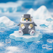 Load image into Gallery viewer, Sitting Aquarium Cats Blind Box Mini Figure | One Random
