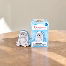 Load image into Gallery viewer, Sitting Aquarium Cats Blind Box Mini Figure | One Random
